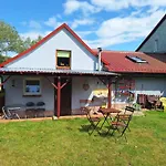 Gospodarstwo Goscinne Pod Lipa Apartment