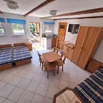 Gospodarstwo Goscinne Pod Lipa Apartment *