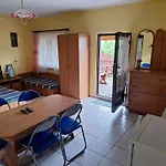 Gospodarstwo Goscinne Pod Lipa * Zastan