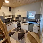Gospodarstwo Goscinne Pod Lipa Apartment *