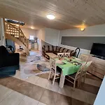 Apartment Gospodarstwo Goscinne Pod Lipa *