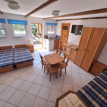 Gospodarstwo Goscinne Pod Lipa Apartament *